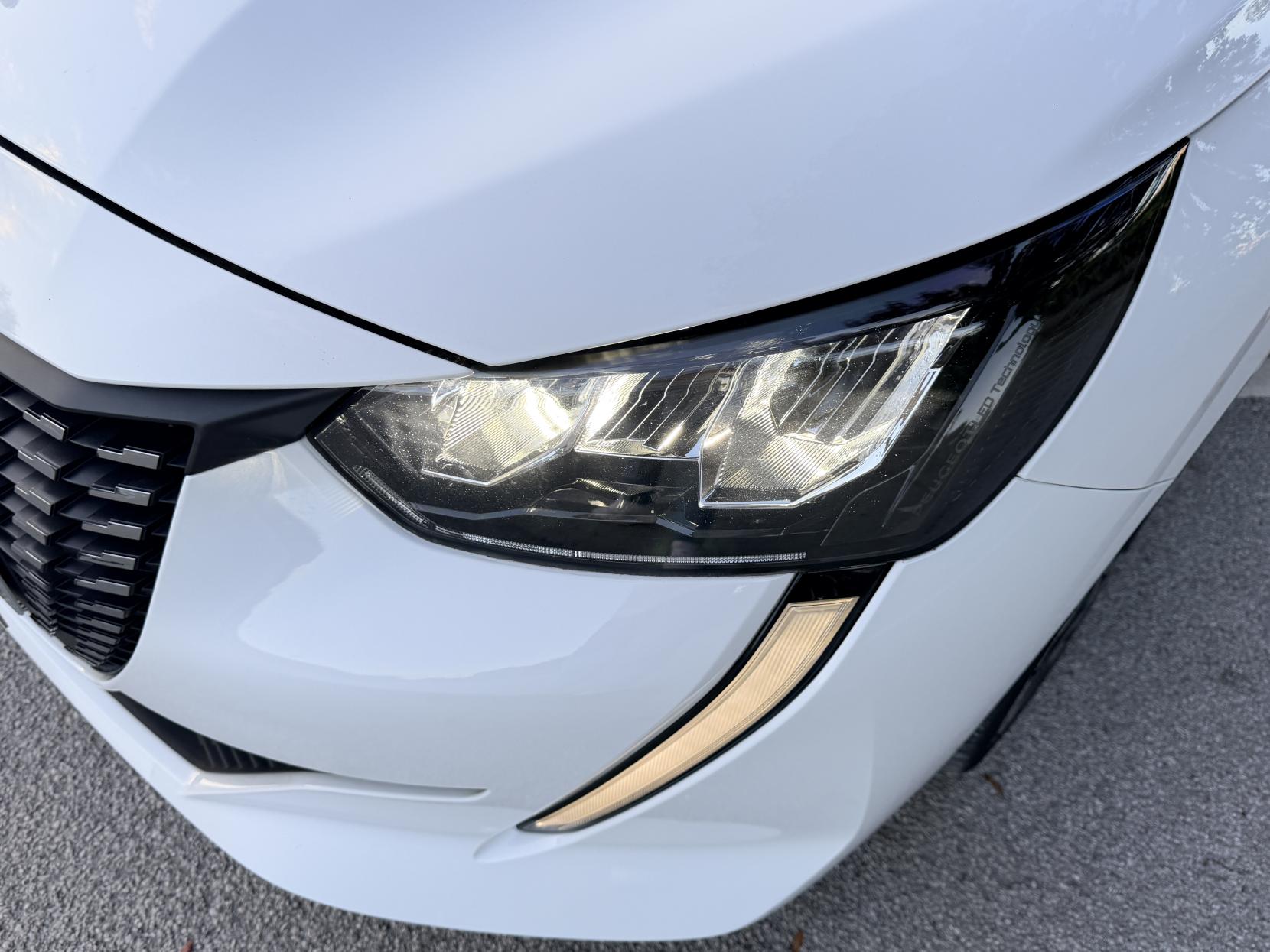 Peugeot 208 1.2 PureTech Allure Premium Hatchback 5dr Petrol Manual Euro 6 (s/s) (100 ps)