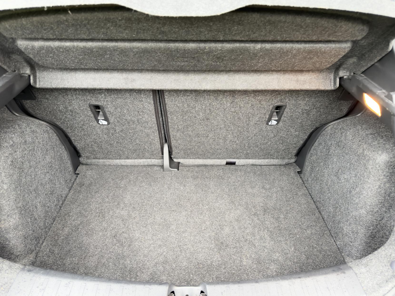 Nissan Micra 0.9 IG-T Tekna Hatchback 5dr Petrol Manual Euro 6 (s/s) (90 ps)