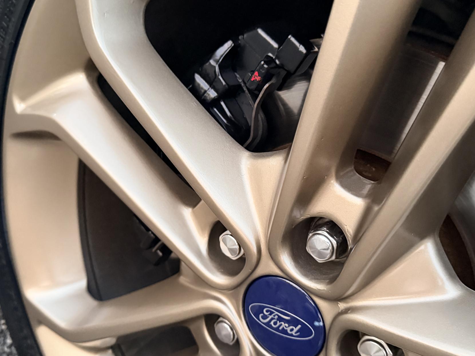 Ford Focus 2.0T EcoBoost ST-3 Hatchback 5dr Petrol Manual Euro 6 (s/s) (250 ps)