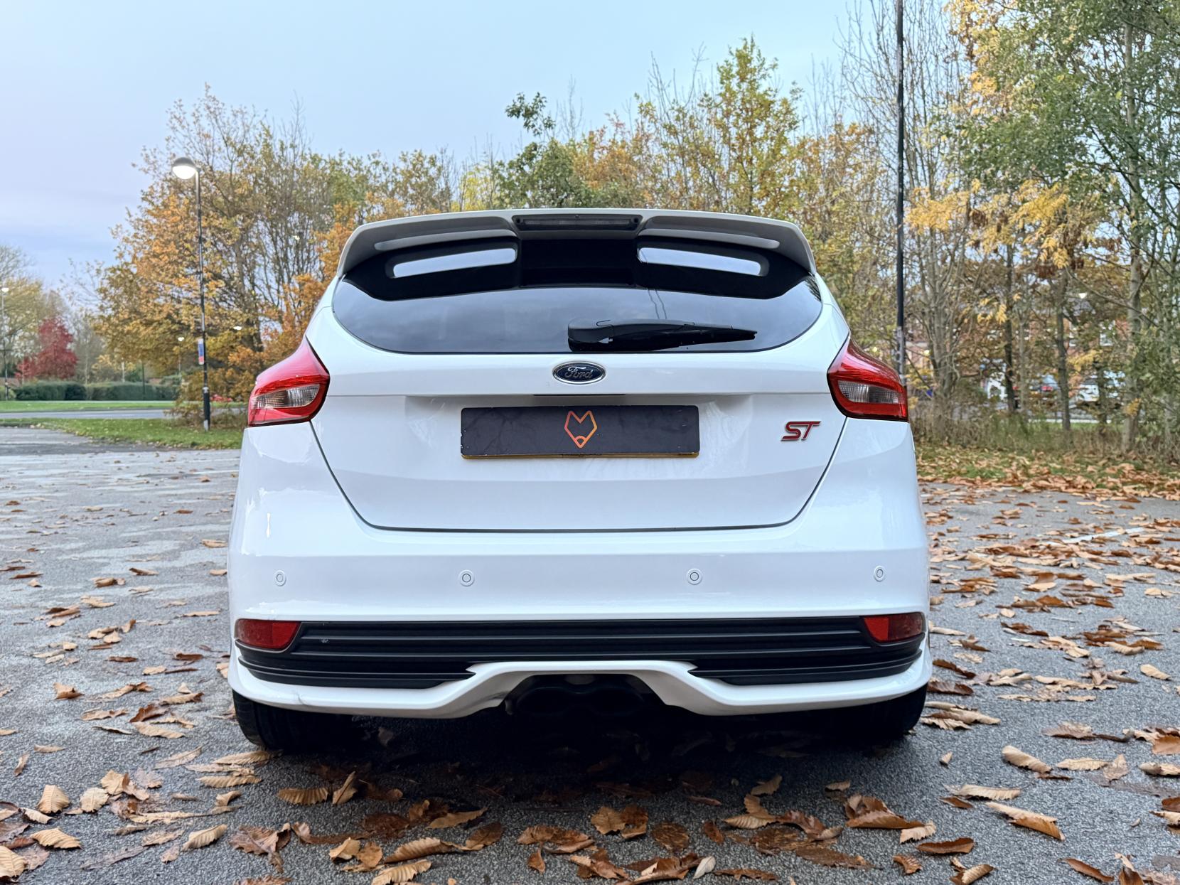 Ford Focus 2.0T EcoBoost ST-3 Hatchback 5dr Petrol Manual Euro 6 (s/s) (250 ps)