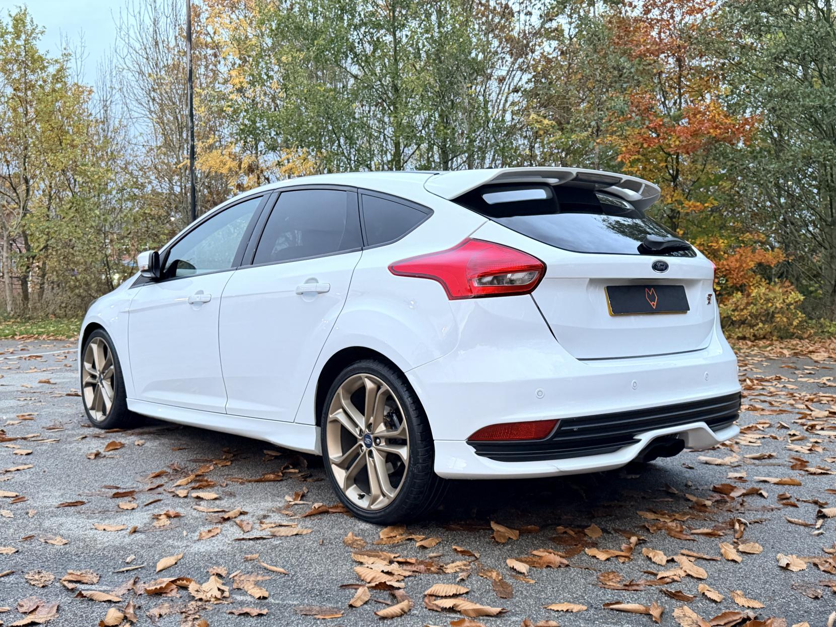 Ford Focus 2.0T EcoBoost ST-3 Hatchback 5dr Petrol Manual Euro 6 (s/s) (250 ps)