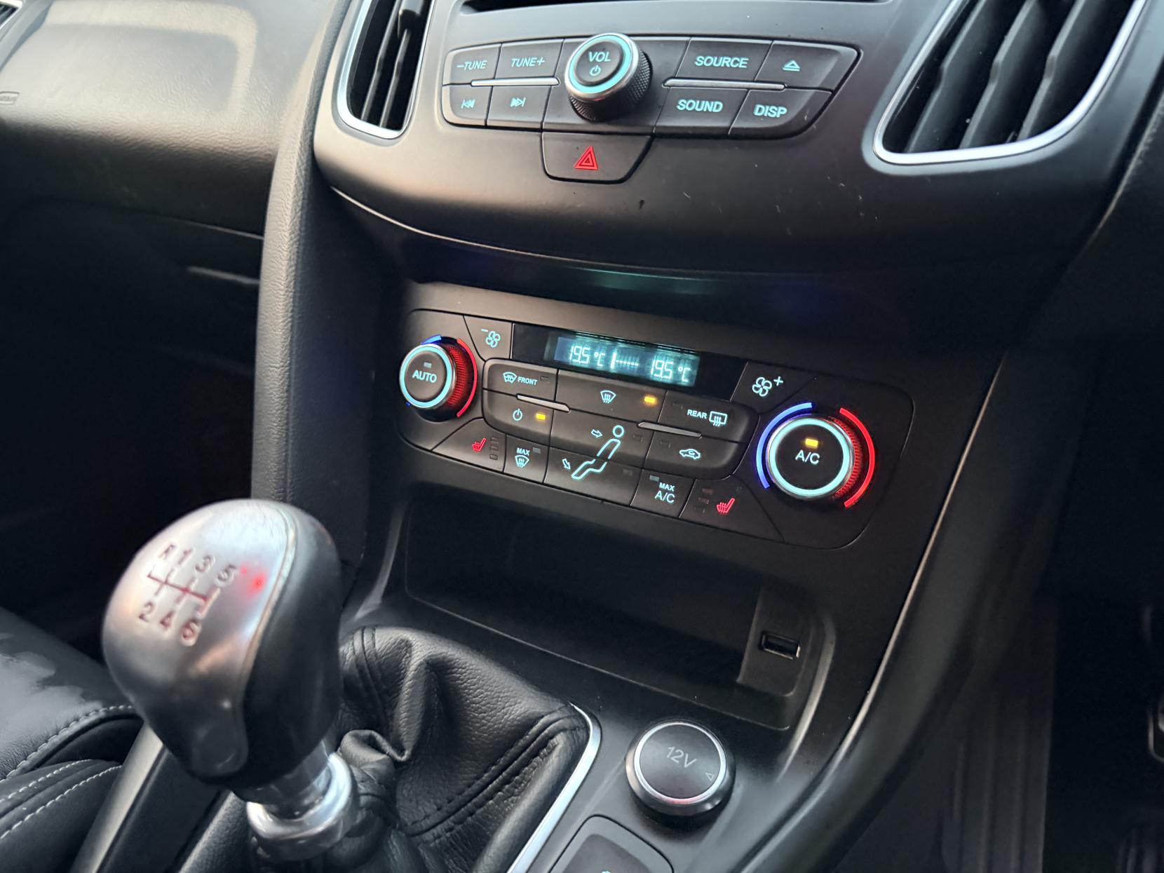 Ford Focus 2.0T EcoBoost ST-3 Hatchback 5dr Petrol Manual Euro 6 (s/s) (250 ps)