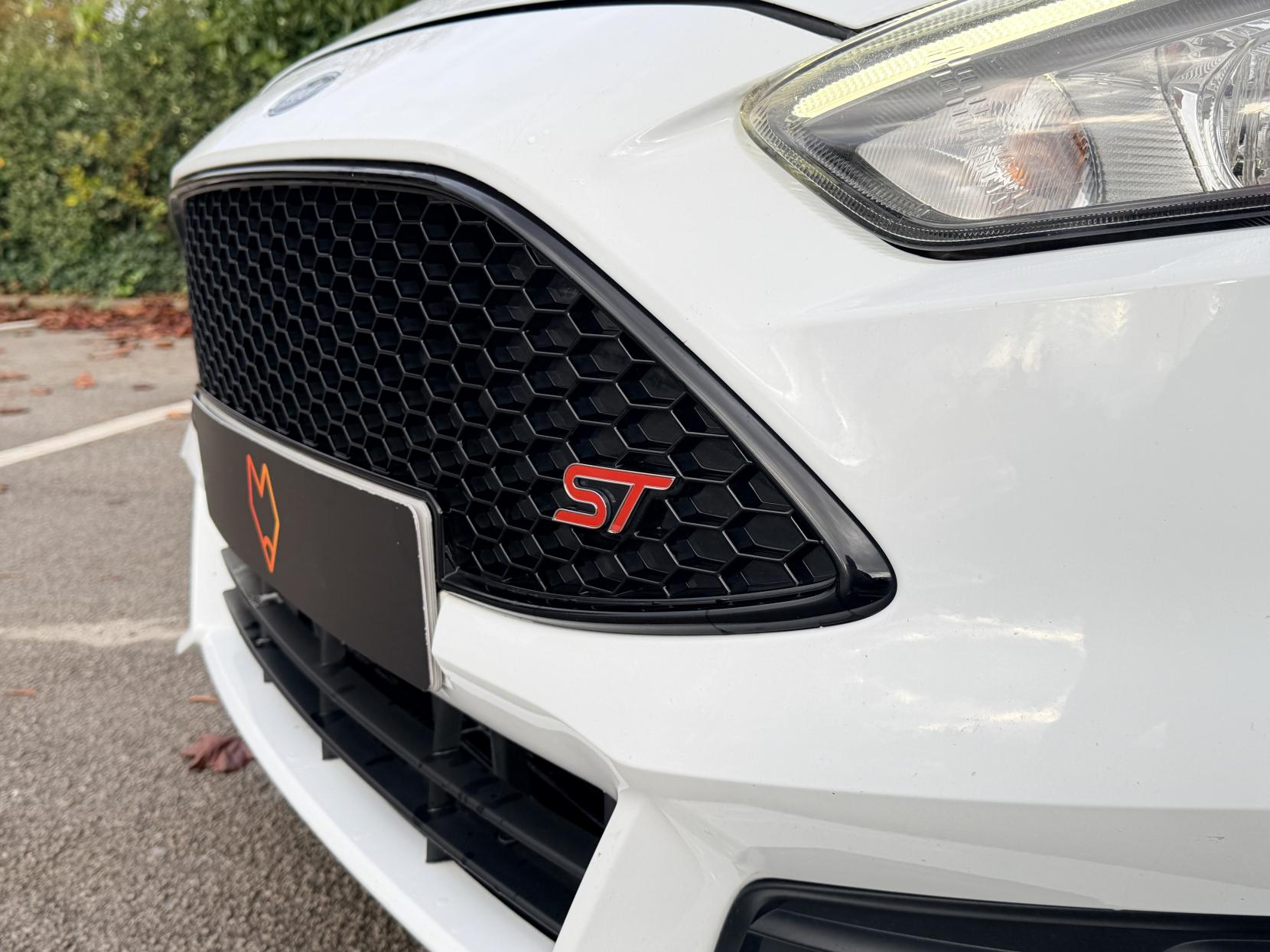 Ford Focus 2.0T EcoBoost ST-3 Hatchback 5dr Petrol Manual Euro 6 (s/s) (250 ps)