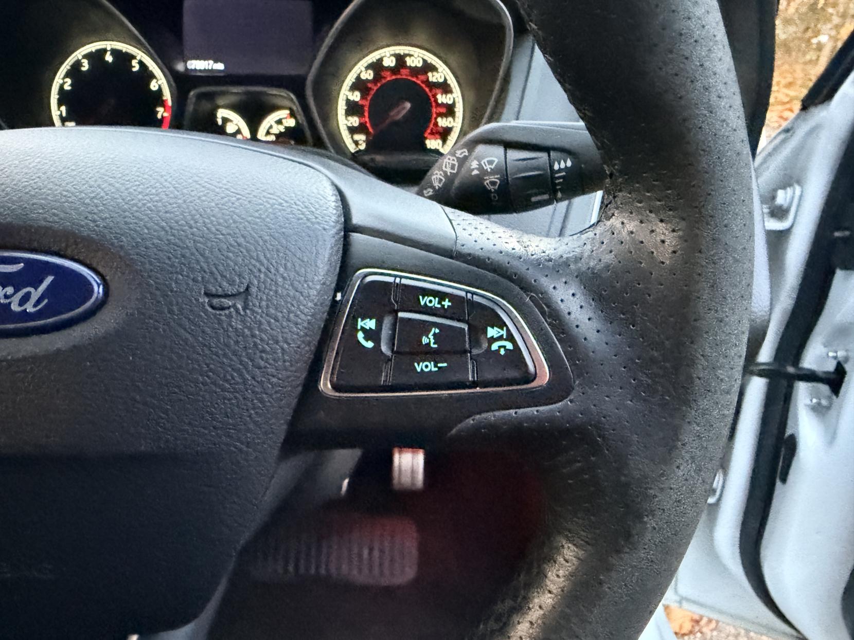 Ford Focus 2.0T EcoBoost ST-3 Hatchback 5dr Petrol Manual Euro 6 (s/s) (250 ps)