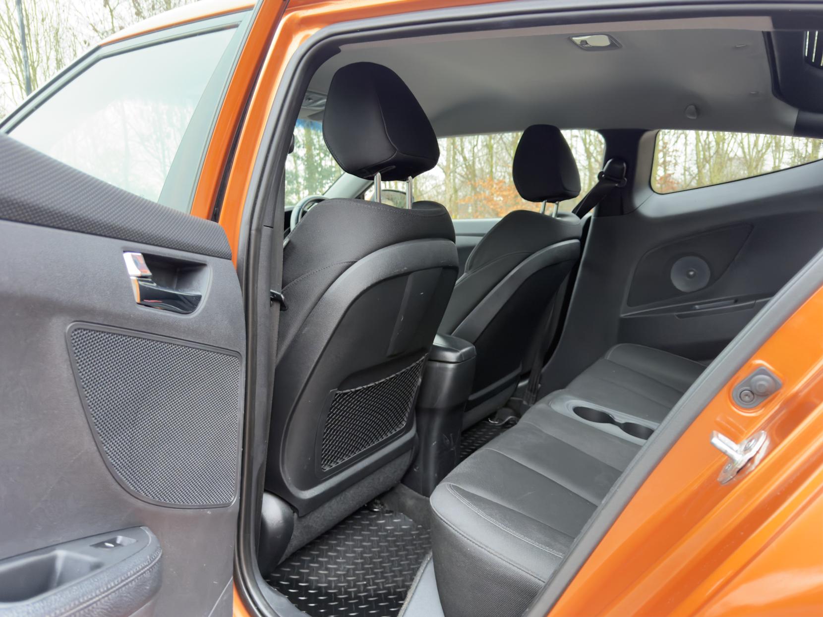 Hyundai Veloster 1.6 GDi Hatchback 4dr Petrol Manual Euro 5 (140 ps)