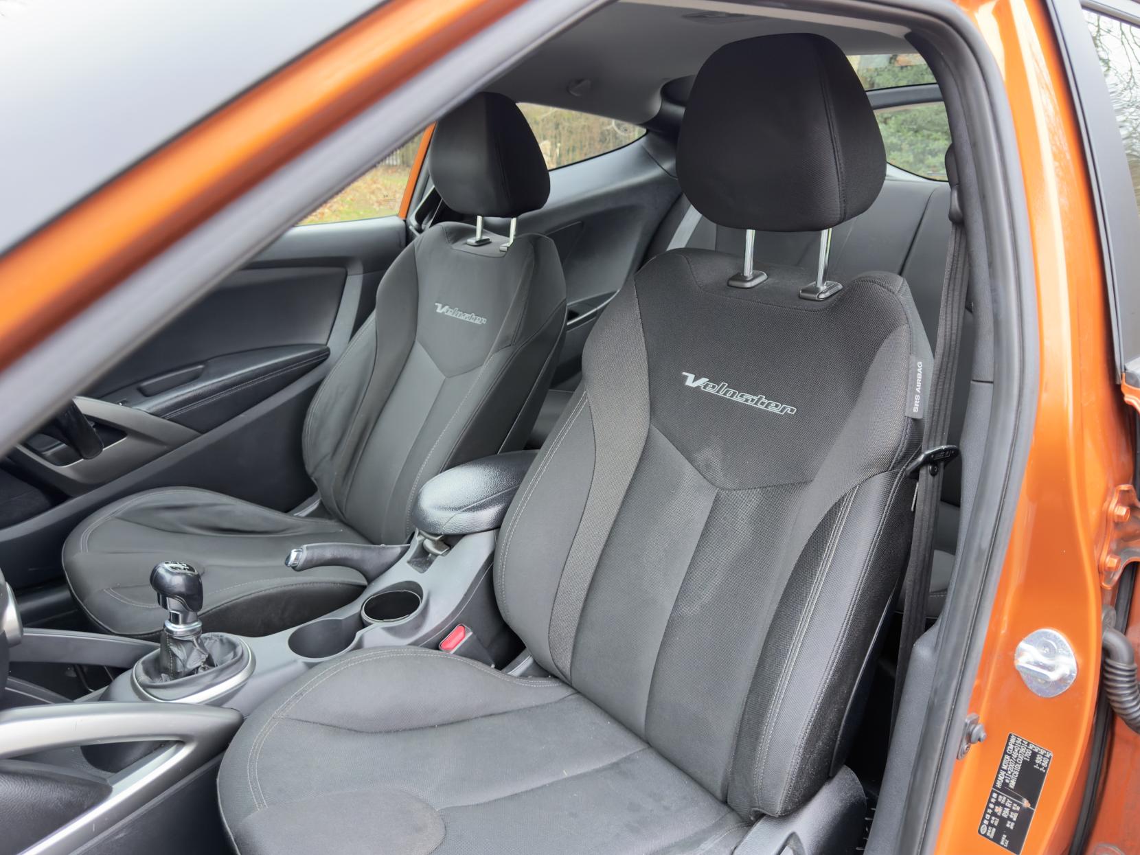 Hyundai Veloster 1.6 GDi Hatchback 4dr Petrol Manual Euro 5 (140 ps)