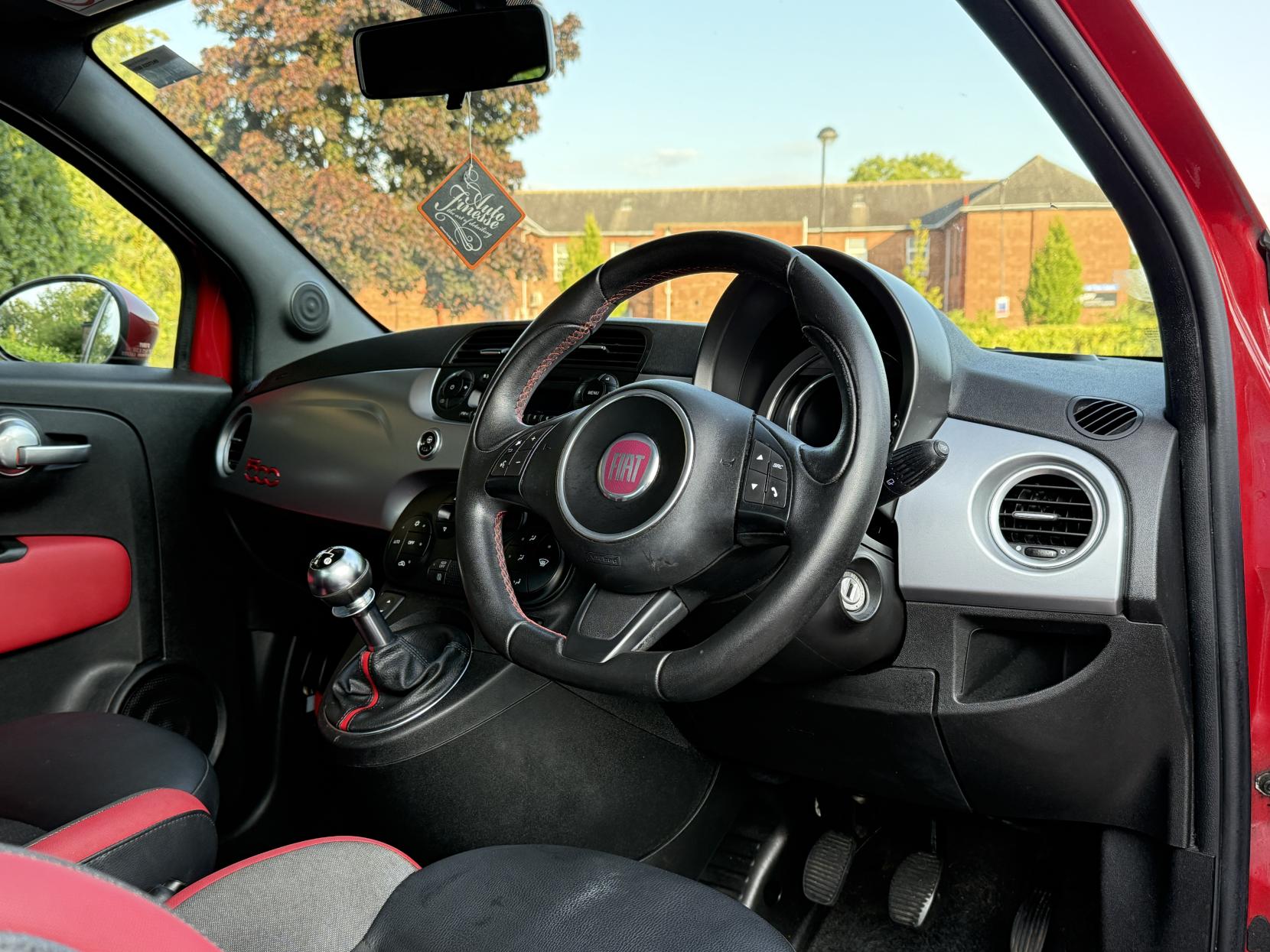 Fiat 500 1.2 S Hatchback 3dr Petrol Manual Euro 6 (s/s) (69 bhp)