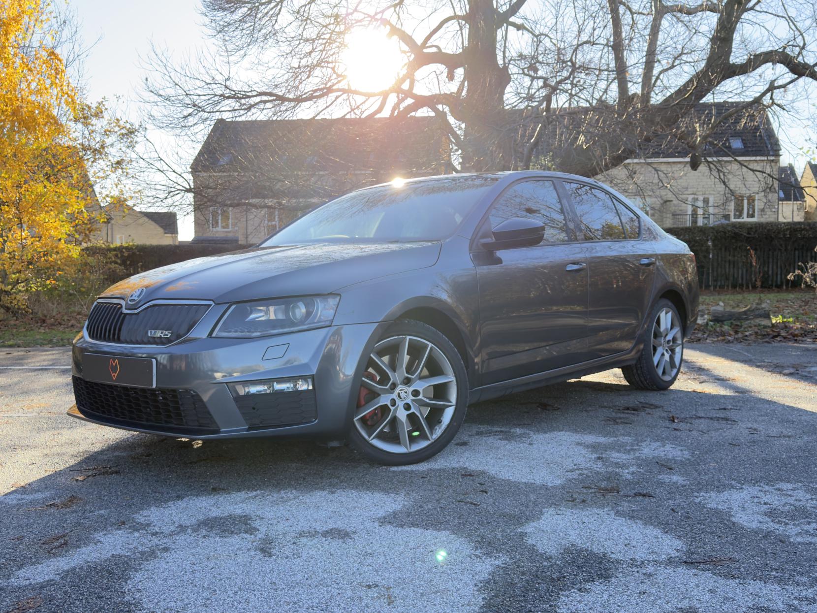 Skoda Octavia 2.0 TDI vRS Hatchback 5dr Diesel DSG Euro 5 (s/s) (184 ps)