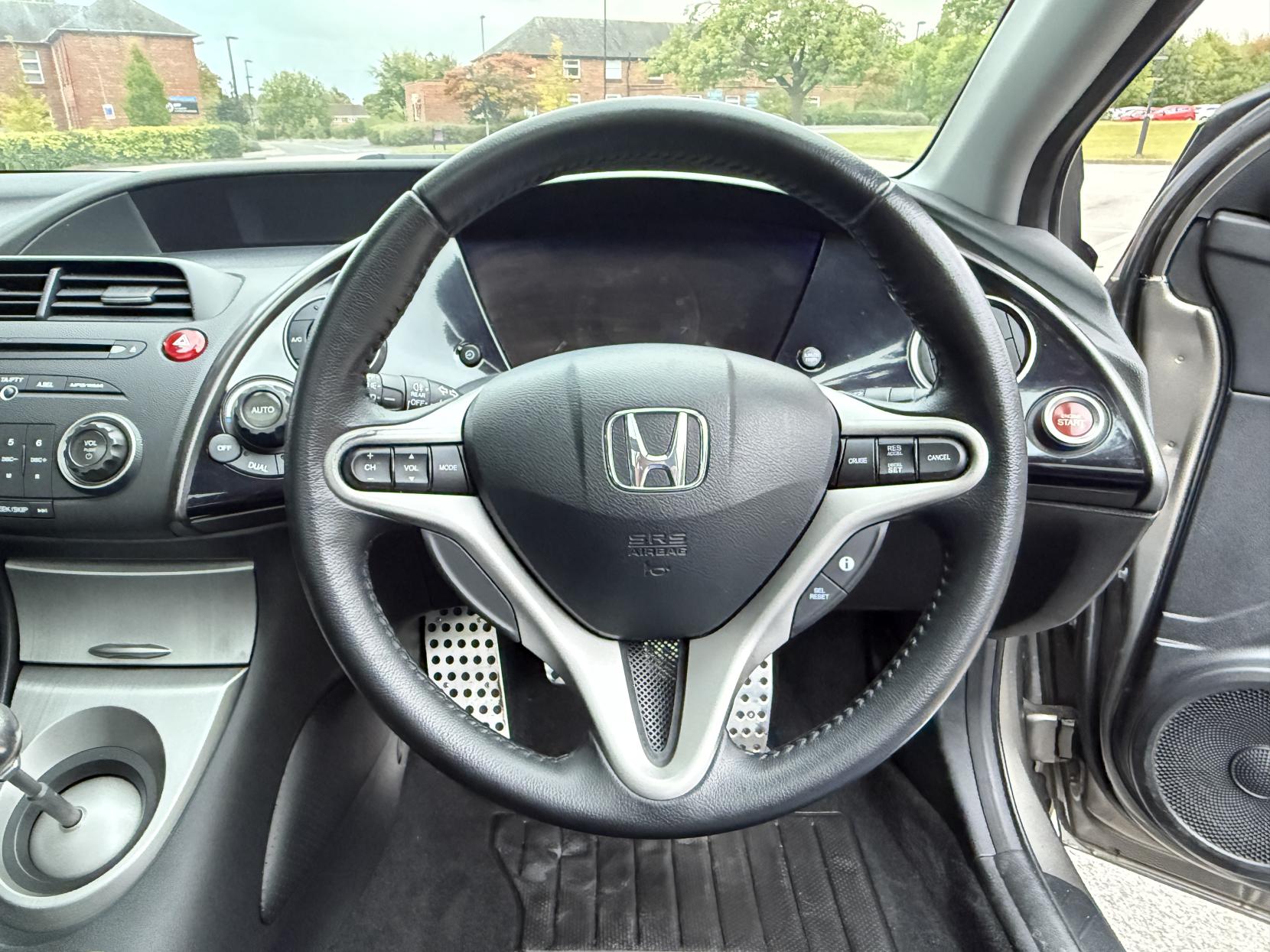Honda Civic 1.8 i-VTEC ES Hatchback 5dr Petrol Manual (152 g/km, 138 bhp)
