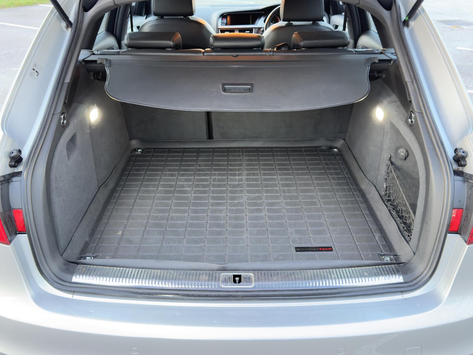 Audi A4 Avant 3.0 TDI V6 S line Estate 5dr Diesel S Tronic quattro Euro 5 (s/s) (245 ps)