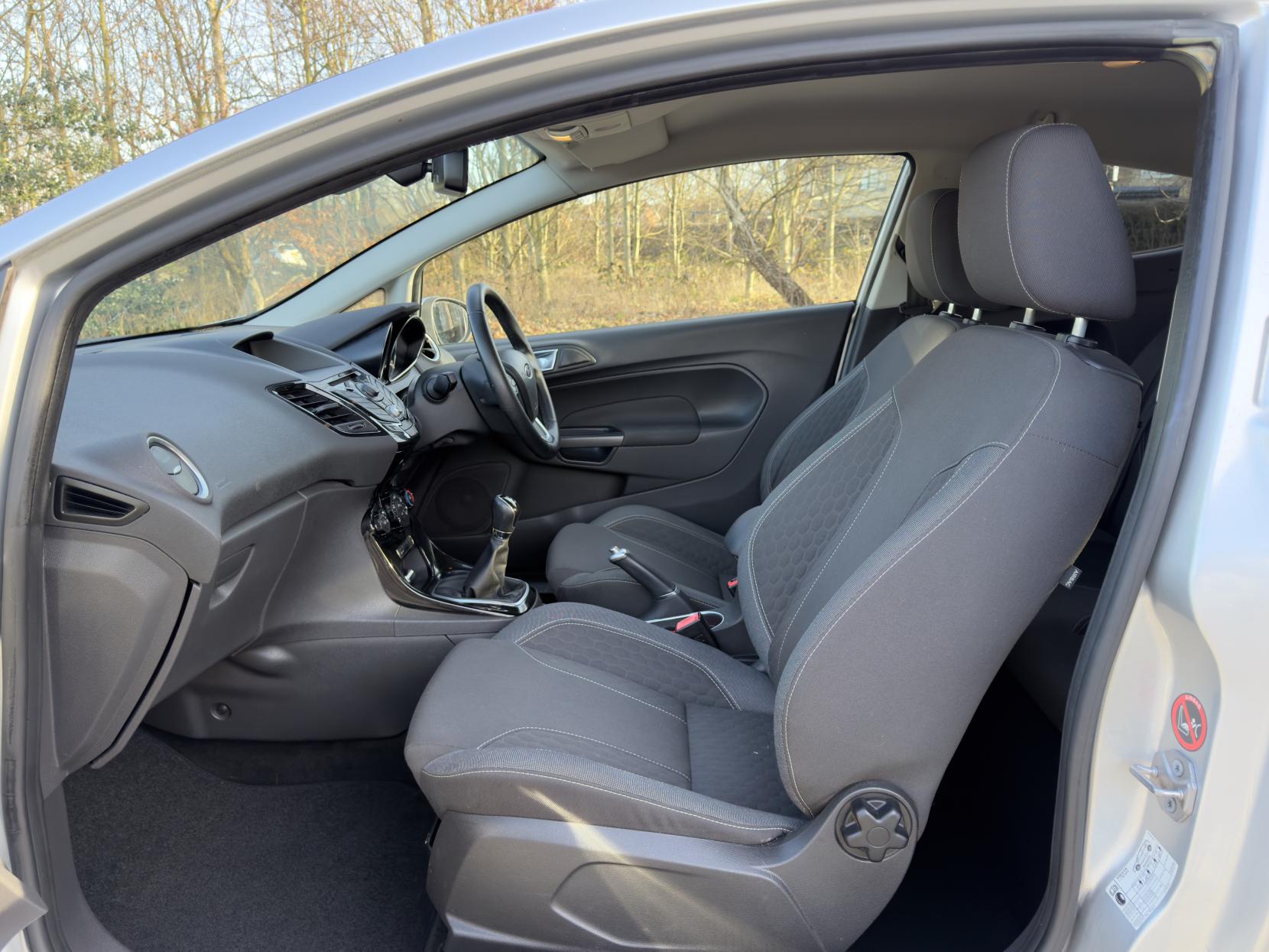 Ford Fiesta 1.0T EcoBoost Zetec S Hatchback 3dr Petrol Manual Euro 5 (s/s) (125 ps)