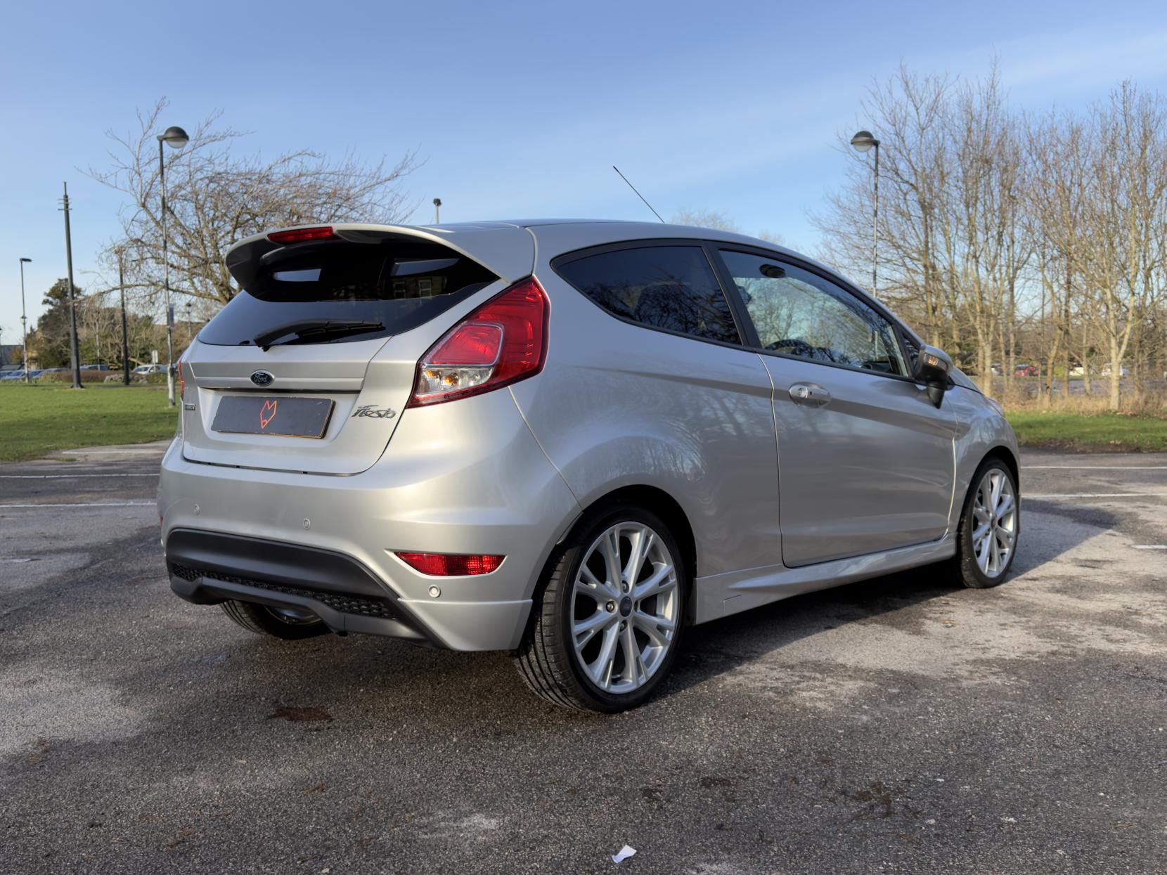 Ford Fiesta 1.0T EcoBoost Zetec S Hatchback 3dr Petrol Manual Euro 5 (s/s) (125 ps)