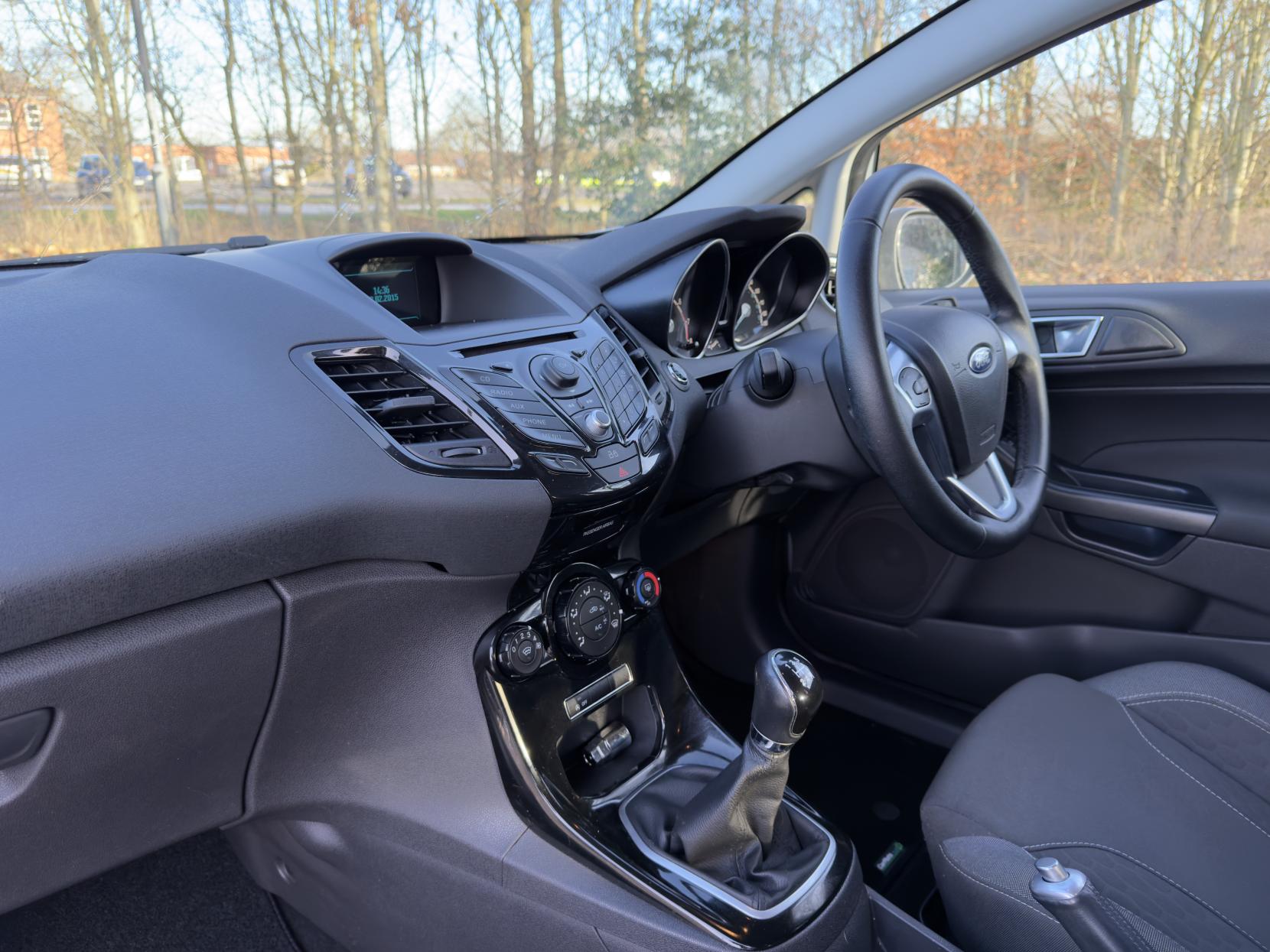 Ford Fiesta 1.0T EcoBoost Zetec S Hatchback 3dr Petrol Manual Euro 5 (s/s) (125 ps)