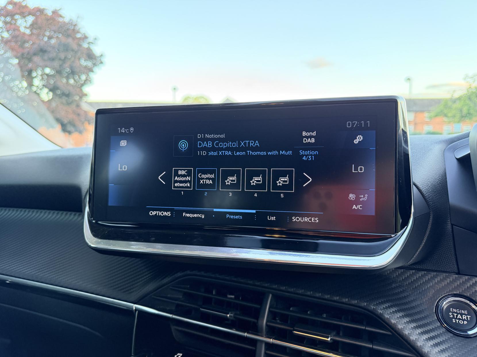 Peugeot 208 1.2 PureTech Allure Premium Hatchback 5dr Petrol Manual Euro 6 (s/s) (100 ps)