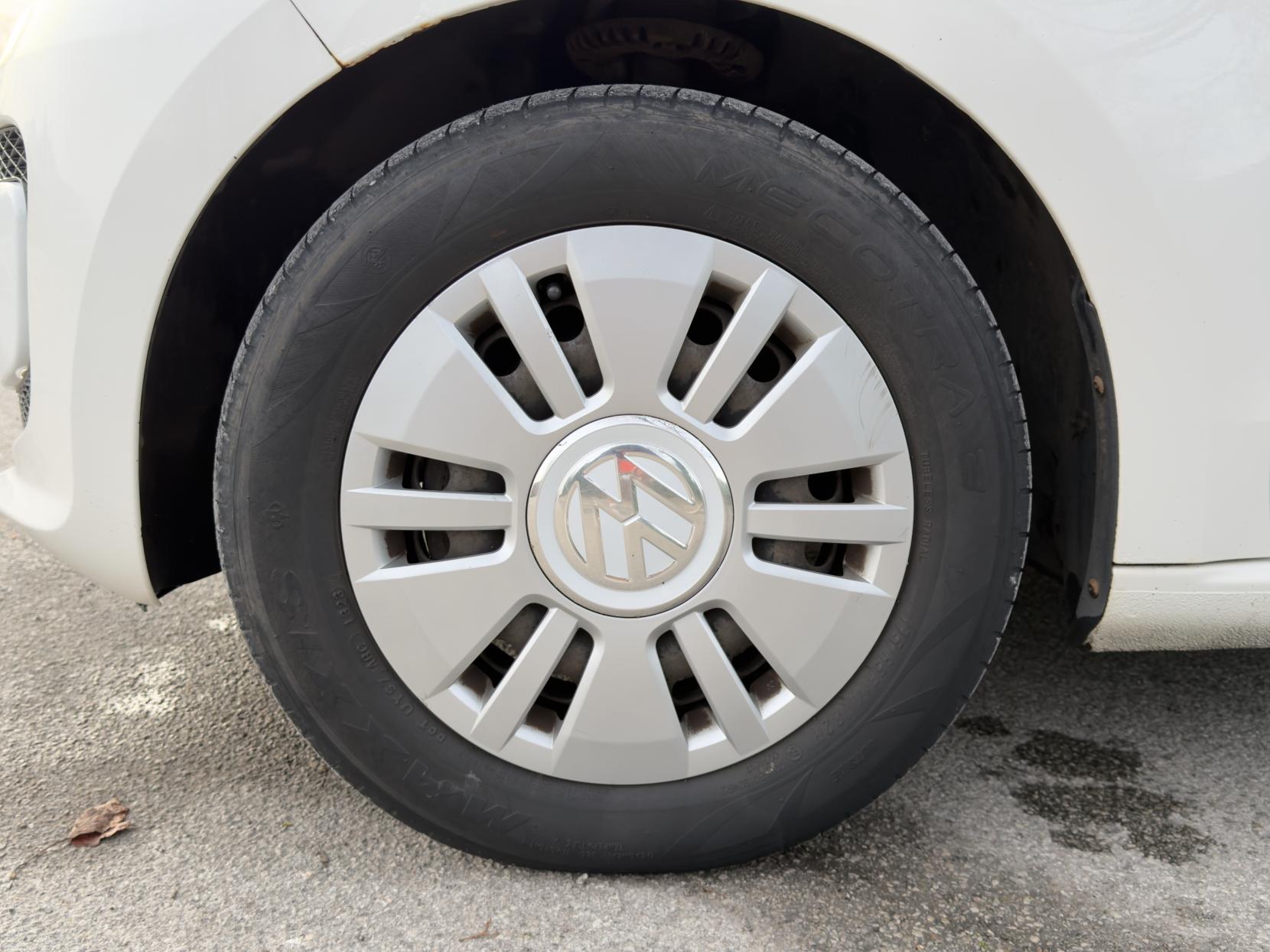 Volkswagen up! 1.0 BlueMotion Tech Move up! Hatchback 5dr Petrol Manual Euro 5 (s/s) (60 ps)