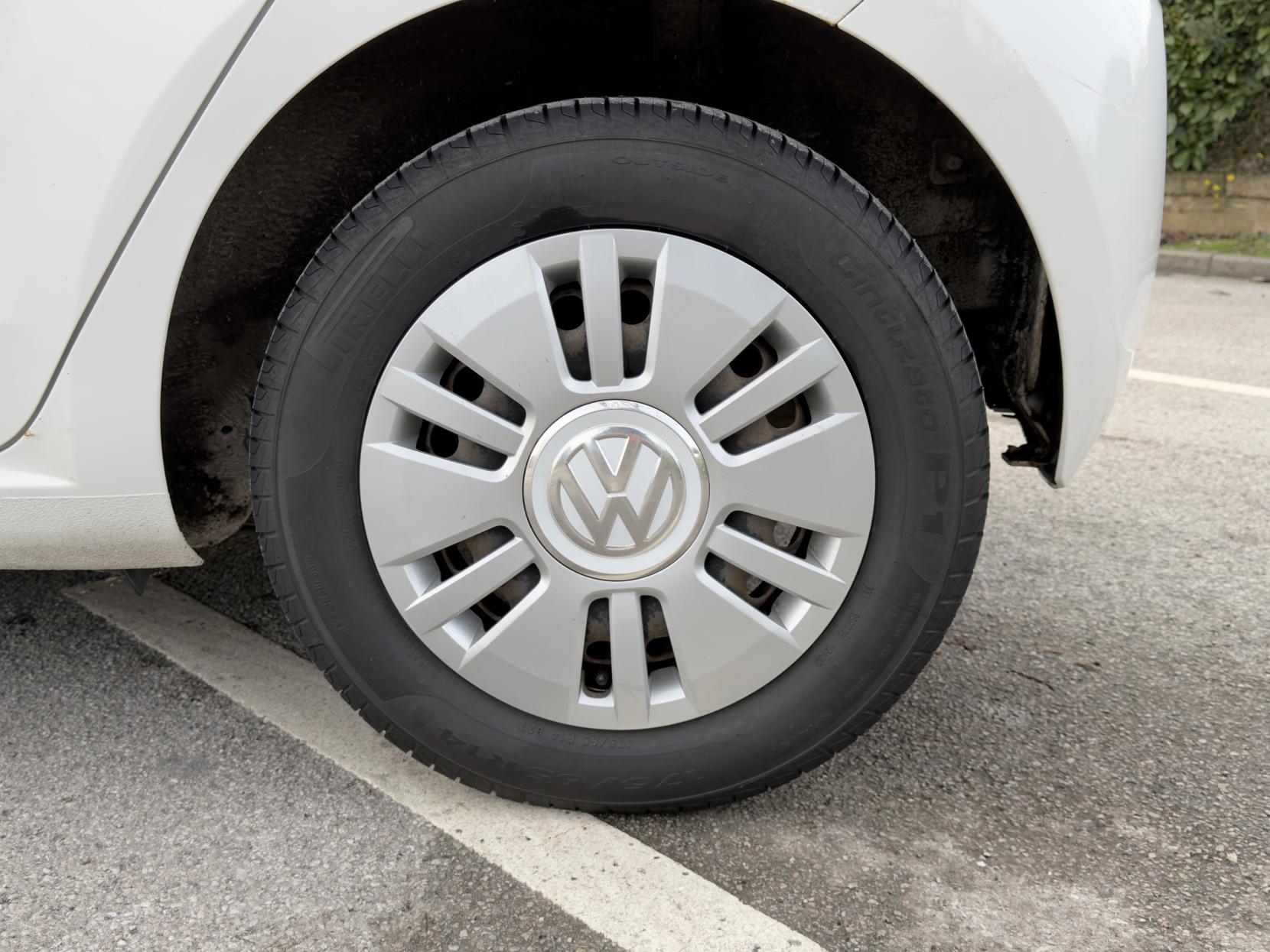 Volkswagen up! 1.0 BlueMotion Tech Move up! Hatchback 5dr Petrol Manual Euro 5 (s/s) (60 ps)