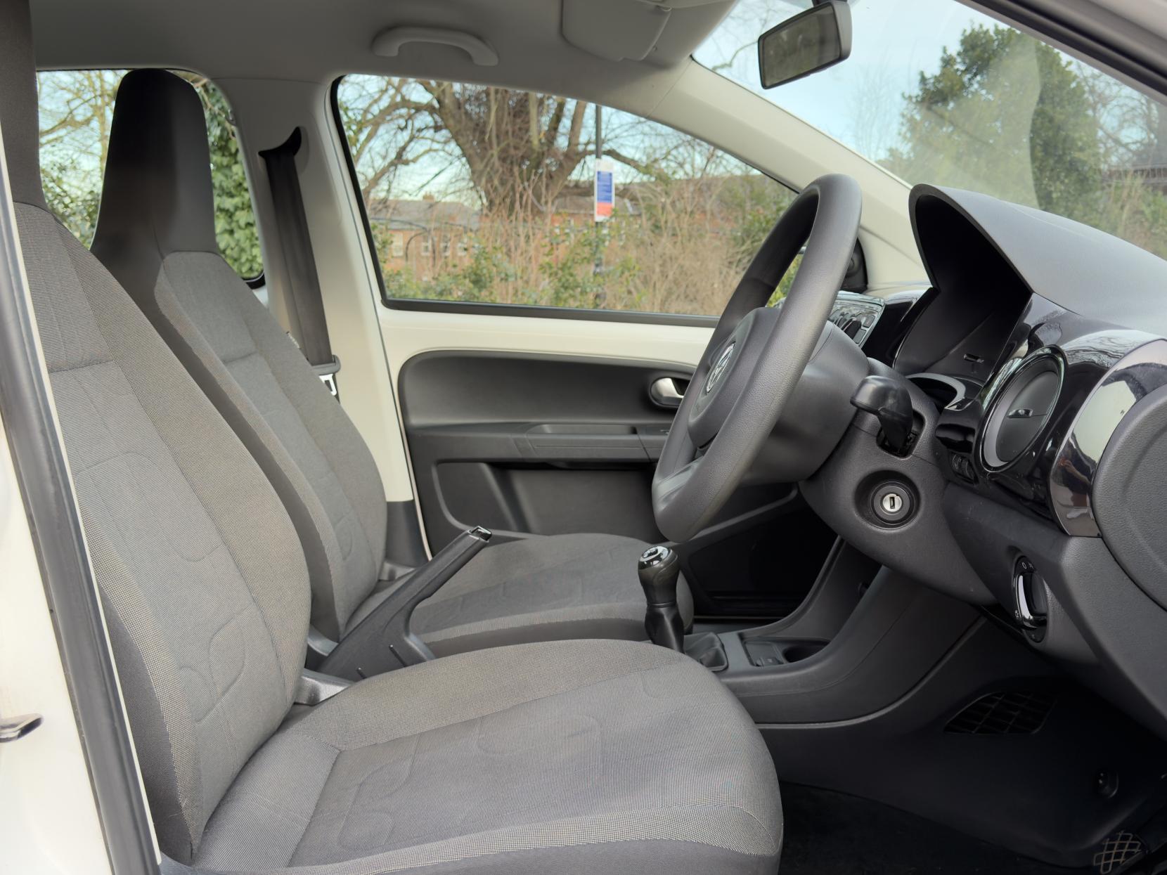 Volkswagen up! 1.0 BlueMotion Tech Move up! Hatchback 5dr Petrol Manual Euro 5 (s/s) (60 ps)