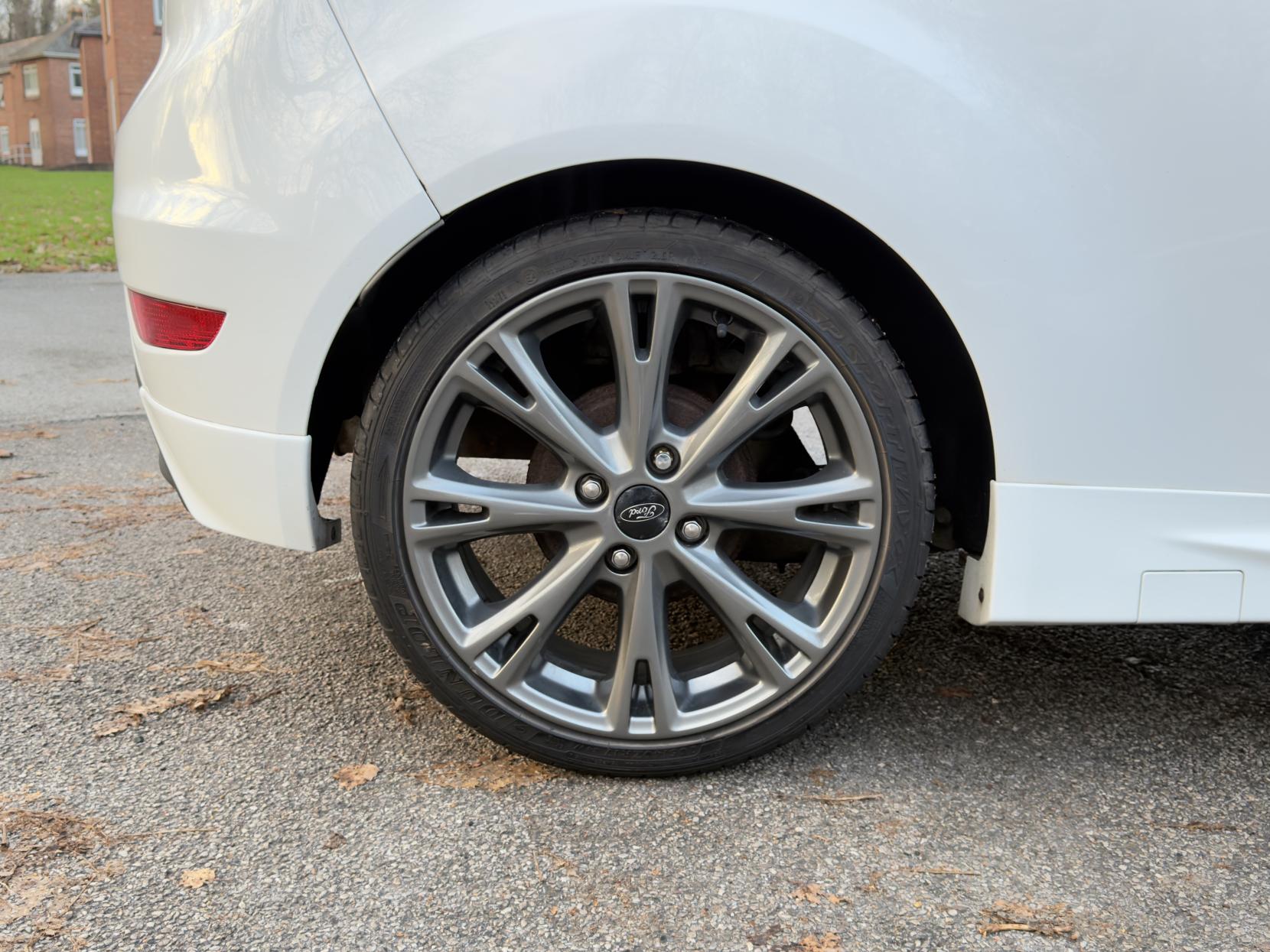 Ford Fiesta 1.0T EcoBoost ST-Line Hatchback 3dr Petrol Manual Euro 6 (s/s) (125 ps)