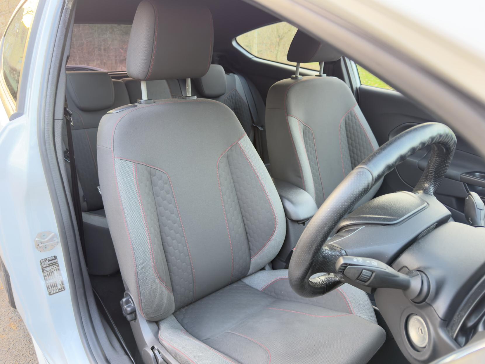 Ford Fiesta 1.0T EcoBoost ST-Line Hatchback 3dr Petrol Manual Euro 6 (s/s) (125 ps)