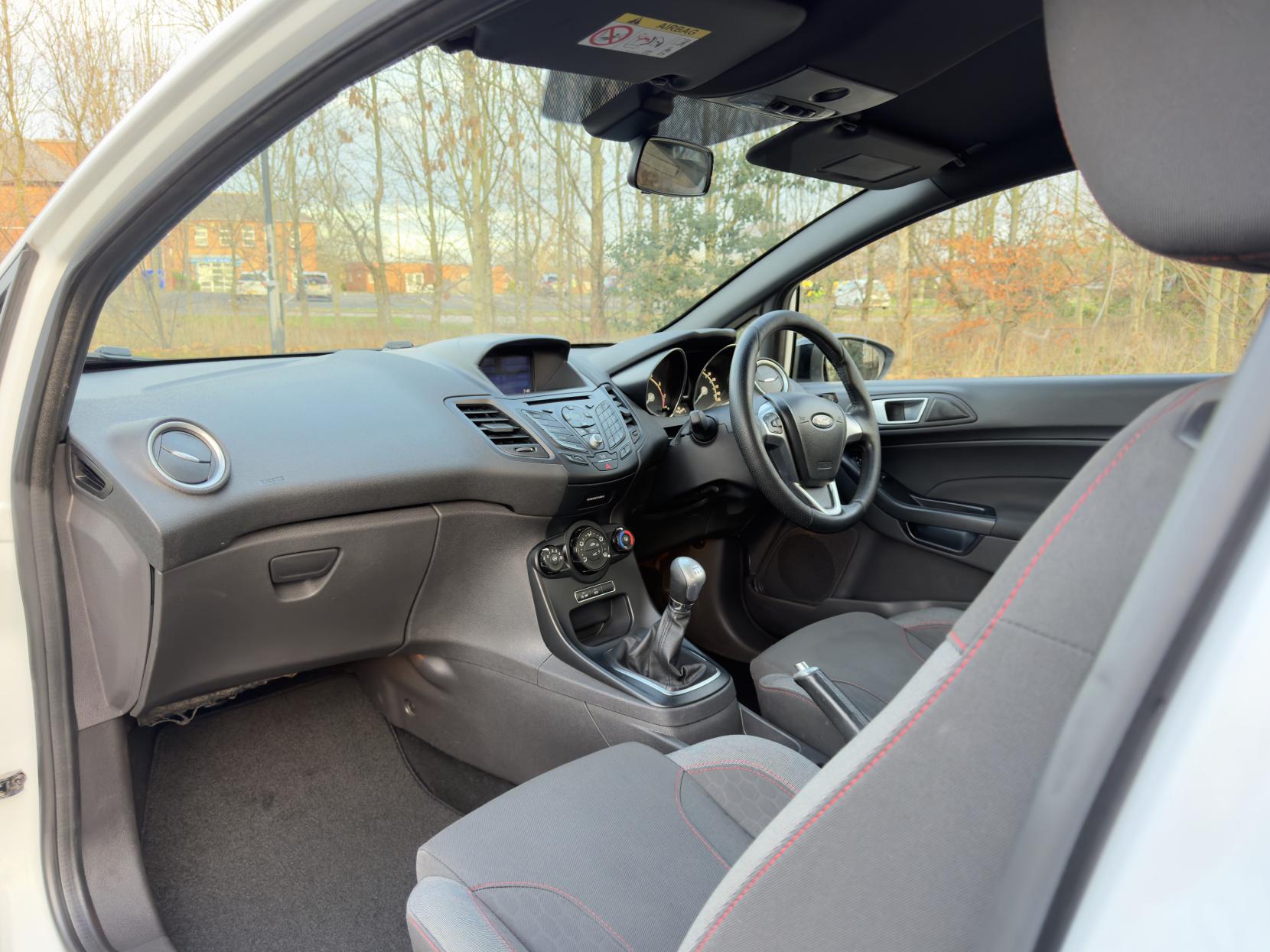 Ford Fiesta 1.0T EcoBoost ST-Line Hatchback 3dr Petrol Manual Euro 6 (s/s) (125 ps)